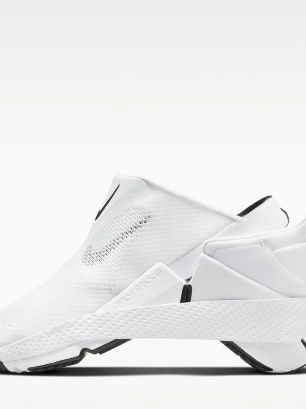 Nike White & Black Slip-On Nike Go FlyEase
